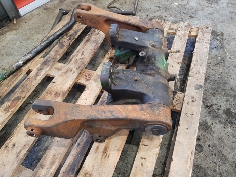 John Deere 6820, 6920, 6810, 6910 Rockshaft, Crossshaft Arm Kit L166976, L166977 - Okvir/ Šasija za Poljoprivredni strojevi: slika John Deere 6820, 6920, 6810, 6910 Rockshaft, Crossshaft Arm Kit L166976, L166977 - Okvir/ Šasija za Poljoprivredni strojevi John Deere 6820, 6920, 6810, 6910 Rockshaft, Crossshaft Arm Kit L166976, L166977 - Okvir/ Šasija za Poljoprivredni strojevi: slika John Deere 6820, 6920, 6810, 6910 Rockshaft, Crossshaft Arm Kit L166976, L166977 - Okvir/ Šasija za Poljoprivredni strojevi