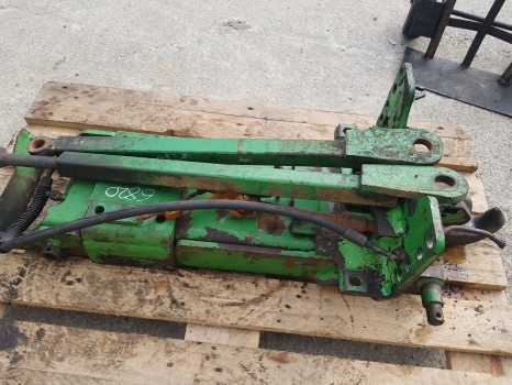 John Deere 6920, 6820, 6810, 6910 Pick Up Hitch Frame Al229594, Al220949 - Brza spojka za Poljoprivredni strojevi: slika John Deere 6920, 6820, 6810, 6910 Pick Up Hitch Frame Al229594, Al220949 - Brza spojka za Poljoprivredni strojevi John Deere 6920, 6820, 6810, 6910 Pick Up Hitch Frame Al229594, Al220949 - Brza spojka za Poljoprivredni strojevi: slika John Deere 6920, 6820, 6810, 6910 Pick Up Hitch Frame Al229594, Al220949 - Brza spojka za Poljoprivredni strojevi