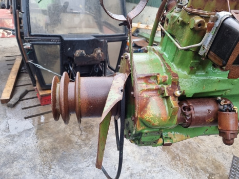 John Deere Combine 1075, 3130, 3030 Complete Engine For Parts R55780 At22562 - Motor: slika John Deere Combine 1075, 3130, 3030 Complete Engine For Parts R55780 At22562 - Motor John Deere Combine 1075, 3130, 3030 Complete Engine For Parts R55780 At22562 - Motor: slika John Deere Combine 1075, 3130, 3030 Complete Engine For Parts R55780 At22562 - Motor