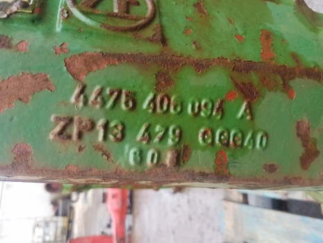 Prednja osovina za Poljoprivredni strojevi John Deere Zf 2045 Front Axle Casting 4475006019, 4475306084, 4475406094: slika Prednja osovina za Poljoprivredni strojevi John Deere Zf 2045 Front Axle Casting 4475006019, 4475306084, 4475406094