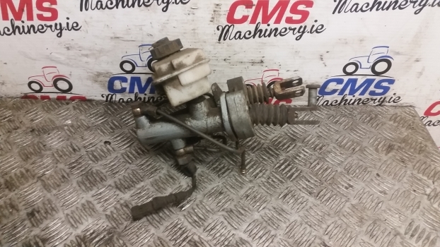 Landini Mythos Series 115 Brake Master Cylinders Kit 3666220m91 - Kočioni cilindar za Traktor: slika Landini Mythos Series 115 Brake Master Cylinders Kit 3666220m91 - Kočioni cilindar za Traktor Landini Mythos Series 115 Brake Master Cylinders Kit 3666220m91 - Kočioni cilindar za Traktor: slika Landini Mythos Series 115 Brake Master Cylinders Kit 3666220m91 - Kočioni cilindar za Traktor