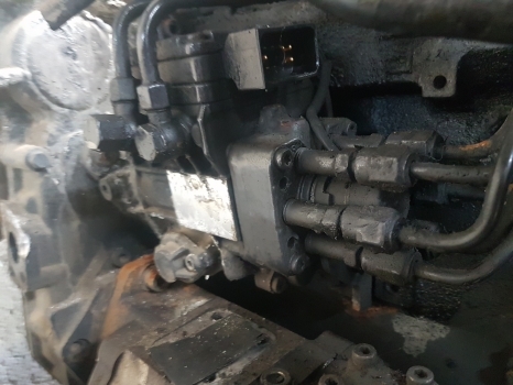 Landini Mythos Tdi 115 Mf 6465 Fuel Injection Pump Perkins 2644p502, 2644p502r - Pumpa goriva za Poljoprivredni strojevi: slika Landini Mythos Tdi 115 Mf 6465 Fuel Injection Pump Perkins 2644p502, 2644p502r - Pumpa goriva za Poljoprivredni strojevi Landini Mythos Tdi 115 Mf 6465 Fuel Injection Pump Perkins 2644p502, 2644p502r - Pumpa goriva za Poljoprivredni strojevi: slika Landini Mythos Tdi 115 Mf 6465 Fuel Injection Pump Perkins 2644p502, 2644p502r - Pumpa goriva za Poljoprivredni strojevi