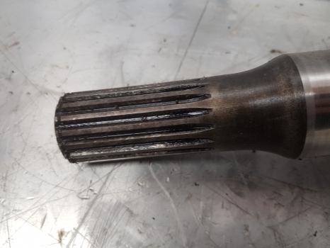 Landini Vision 80, 95, 105 Front Axle Drive Shaft Lhs 3557963m91 - Polosovina za Traktor: slika Landini Vision 80, 95, 105 Front Axle Drive Shaft Lhs 3557963m91 - Polosovina za Traktor Landini Vision 80, 95, 105 Front Axle Drive Shaft Lhs 3557963m91 - Polosovina za Traktor: slika Landini Vision 80, 95, 105 Front Axle Drive Shaft Lhs 3557963m91 - Polosovina za Traktor