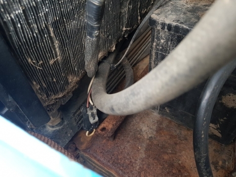 Landini Vision, Mythos Series Mythos 100 Hydraulic Oil Cooler 3656682m92 - Hladnjak za Traktor: slika Landini Vision, Mythos Series Mythos 100 Hydraulic Oil Cooler 3656682m92 - Hladnjak za Traktor Landini Vision, Mythos Series Mythos 100 Hydraulic Oil Cooler 3656682m92 - Hladnjak za Traktor: slika Landini Vision, Mythos Series Mythos 100 Hydraulic Oil Cooler 3656682m92 - Hladnjak za Traktor