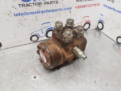 Manitou Mrt2540 Sayer Danfoss Steering Orbital Valve 487588, 150-1234, Ospc200ls - Upravljački mehanizam za Teleskopski rukovatelj: slika Manitou Mrt2540 Sayer Danfoss Steering Orbital Valve 487588, 150-1234, Ospc200ls - Upravljački mehanizam za Teleskopski rukovatelj Manitou Mrt2540 Sayer Danfoss Steering Orbital Valve 487588, 150-1234, Ospc200ls - Upravljački mehanizam za Teleskopski rukovatelj: slika Manitou Mrt2540 Sayer Danfoss Steering Orbital Valve 487588, 150-1234, Ospc200ls - Upravljački mehanizam za Teleskopski rukovatelj