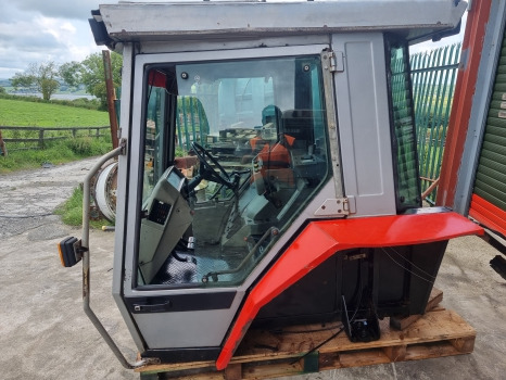 Massey Ferguson 3000 Series, 3050, 3070, 3080, 3090 Cab Complete Sold, Sold - Kabina: slika Massey Ferguson 3000 Series, 3050, 3070, 3080, 3090 Cab Complete Sold, Sold - Kabina Massey Ferguson 3000 Series, 3050, 3070, 3080, 3090 Cab Complete Sold, Sold - Kabina: slika Massey Ferguson 3000 Series, 3050, 3070, 3080, 3090 Cab Complete Sold, Sold - Kabina