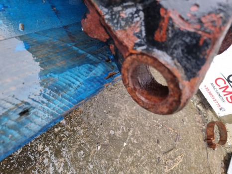 Massey Ferguson 4255, 6160 Front Axle Housing Beam 3764031r1, 3764297m91 - Prednja osovina: slika  Massey Ferguson 4255, 6160 Front Axle Housing Beam 3764031r1, 3764297m91 - Prednja osovina Massey Ferguson 4255, 6160 Front Axle Housing Beam 3764031r1, 3764297m91 - Prednja osovina: slika  Massey Ferguson 4255, 6160 Front Axle Housing Beam 3764031r1, 3764297m91 - Prednja osovina