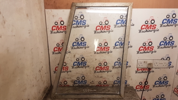 Massey Ferguson 50b Cab Window Frame Glass Lhs. Please Check By The Photos. - Staklo i dijelovi za Rovokopač-utovarivač: slika Massey Ferguson 50b Cab Window Frame Glass Lhs. Please Check By The Photos. - Staklo i dijelovi za Rovokopač-utovarivač Massey Ferguson 50b Cab Window Frame Glass Lhs. Please Check By The Photos. - Staklo i dijelovi za Rovokopač-utovarivač: slika Massey Ferguson 50b Cab Window Frame Glass Lhs. Please Check By The Photos. - Staklo i dijelovi za Rovokopač-utovarivač