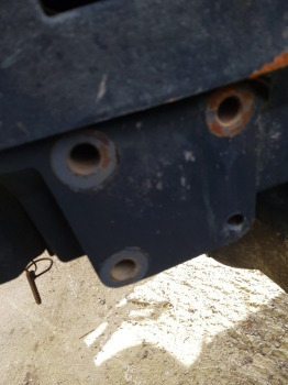 Massey Ferguson 5445, 5455, 5435, 5425 Front Axle Bracket 3777594m16 - Ovjes: slika Massey Ferguson 5445, 5455, 5435, 5425 Front Axle Bracket 3777594m16 - Ovjes Massey Ferguson 5445, 5455, 5435, 5425 Front Axle Bracket 3777594m16 - Ovjes: slika Massey Ferguson 5445, 5455, 5435, 5425 Front Axle Bracket 3777594m16 - Ovjes