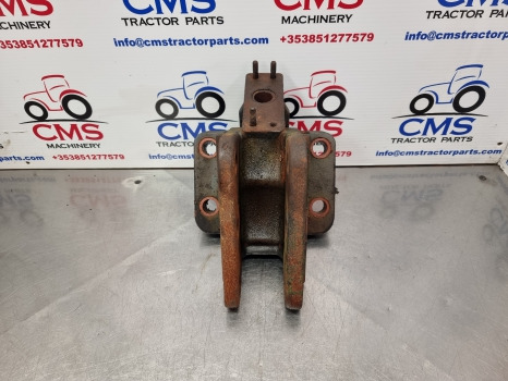 Massey Ferguson 5612, 5400, 5600, 5700, Top Link Bracket 4361776m1, 4361662h01 - Ovjes: slika Massey Ferguson 5612, 5400, 5600, 5700, Top Link Bracket 4361776m1, 4361662h01 - Ovjes Massey Ferguson 5612, 5400, 5600, 5700, Top Link Bracket 4361776m1, 4361662h01 - Ovjes: slika Massey Ferguson 5612, 5400, 5600, 5700, Top Link Bracket 4361776m1, 4361662h01 - Ovjes