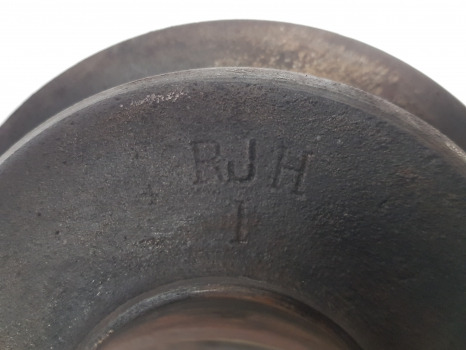 Massey Ferguson 65 Mk1 Engine Crankshaft Pulley  0670319, 31143721, 1641063m1 - Motor i dijelovi: slika  Massey Ferguson 65 Mk1 Engine Crankshaft Pulley  0670319, 31143721, 1641063m1 - Motor i dijelovi Massey Ferguson 65 Mk1 Engine Crankshaft Pulley  0670319, 31143721, 1641063m1 - Motor i dijelovi: slika  Massey Ferguson 65 Mk1 Engine Crankshaft Pulley  0670319, 31143721, 1641063m1 - Motor i dijelovi