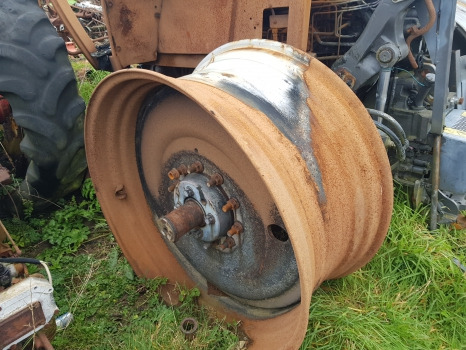 Massey Ferguson 7719s, 7719, 7720, 7620, 7619 Rear Wheel Rim 20x42 4355999m92 - Felga za Poljoprivredni strojevi: slika Massey Ferguson 7719s, 7719, 7720, 7620, 7619 Rear Wheel Rim 20x42 4355999m92 - Felga za Poljoprivredni strojevi Massey Ferguson 7719s, 7719, 7720, 7620, 7619 Rear Wheel Rim 20x42 4355999m92 - Felga za Poljoprivredni strojevi: slika Massey Ferguson 7719s, 7719, 7720, 7620, 7619 Rear Wheel Rim 20x42 4355999m92 - Felga za Poljoprivredni strojevi