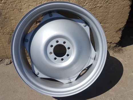 Massey Ferguson, Fordson, Ford, David Brown Rear Wheel Assembly W10x28 - Felga za Traktor: slika Massey Ferguson, Fordson, Ford, David Brown Rear Wheel Assembly W10x28 - Felga za Traktor Massey Ferguson, Fordson, Ford, David Brown Rear Wheel Assembly W10x28 - Felga za Traktor: slika Massey Ferguson, Fordson, Ford, David Brown Rear Wheel Assembly W10x28 - Felga za Traktor