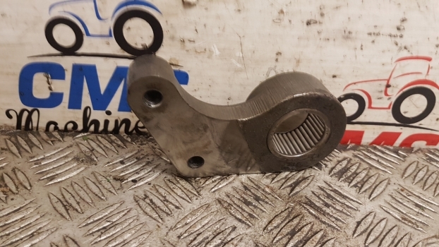 Mccormick Mc80, Mc90, Mc100, Mc105 Transmission Support Bracket 411359a1 - Prijenos za Traktor: slika Mccormick Mc80, Mc90, Mc100, Mc105 Transmission Support Bracket 411359a1 - Prijenos za Traktor Mccormick Mc80, Mc90, Mc100, Mc105 Transmission Support Bracket 411359a1 - Prijenos za Traktor: slika Mccormick Mc80, Mc90, Mc100, Mc105 Transmission Support Bracket 411359a1 - Prijenos za Traktor
