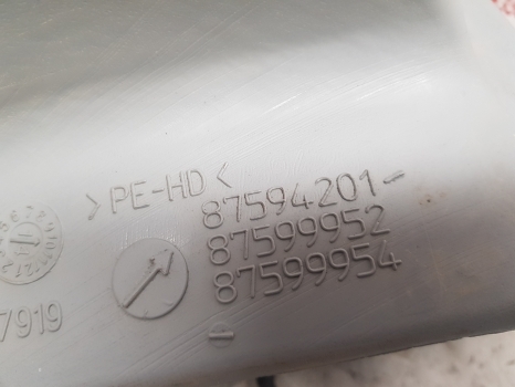 New Holland Case T7.200 Cab Air Duct Pipe Rhs 87594201, 87599954, 87646806 - Grijanje/ Ventilacija za Traktor: slika New Holland Case T7.200 Cab Air Duct Pipe Rhs 87594201, 87599954, 87646806 - Grijanje/ Ventilacija za Traktor New Holland Case T7.200 Cab Air Duct Pipe Rhs 87594201, 87599954, 87646806 - Grijanje/ Ventilacija za Traktor: slika New Holland Case T7.200 Cab Air Duct Pipe Rhs 87594201, 87599954, 87646806 - Grijanje/ Ventilacija za Traktor