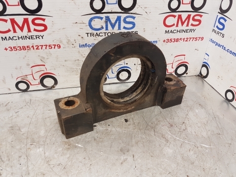 New Holland Lm435a, Lm415a, Lm425a, Lm445a Rear Axle Support 85825742 - Stražnja osovina za Teleskopski rukovatelj: slika New Holland Lm435a, Lm415a, Lm425a, Lm445a Rear Axle Support 85825742 - Stražnja osovina za Teleskopski rukovatelj New Holland Lm435a, Lm415a, Lm425a, Lm445a Rear Axle Support 85825742 - Stražnja osovina za Teleskopski rukovatelj: slika New Holland Lm435a, Lm415a, Lm425a, Lm445a Rear Axle Support 85825742 - Stražnja osovina za Teleskopski rukovatelj
