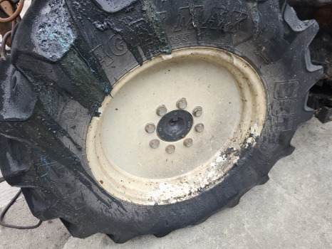 New Holland T4.90v, T4.100v, T4.80v, T4.110v Rear Wheel Rim 320/85r24 - Felga za Poljoprivredni strojevi: slika New Holland T4.90v, T4.100v, T4.80v, T4.110v Rear Wheel Rim 320/85r24 - Felga za Poljoprivredni strojevi New Holland T4.90v, T4.100v, T4.80v, T4.110v Rear Wheel Rim 320/85r24 - Felga za Poljoprivredni strojevi: slika New Holland T4.90v, T4.100v, T4.80v, T4.110v Rear Wheel Rim 320/85r24 - Felga za Poljoprivredni strojevi