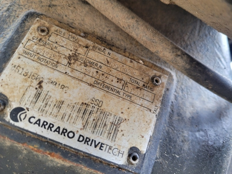 Osovina i dijelovi New Holland T4, Case Quantum 90v, T4.90 V Carraro Front Axle 20.09v, 47917152: slika Osovina i dijelovi New Holland T4, Case Quantum 90v, T4.90 V Carraro Front Axle 20.09v, 47917152
