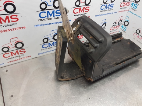 New Holland T5.95, T5, Case Battery Tray, Support 84535790, 84535783, 84536561 - Akumulator za Poljoprivredni strojevi: slika New Holland T5.95, T5, Case Battery Tray, Support 84535790, 84535783, 84536561 - Akumulator za Poljoprivredni strojevi New Holland T5.95, T5, Case Battery Tray, Support 84535790, 84535783, 84536561 - Akumulator za Poljoprivredni strojevi: slika New Holland T5.95, T5, Case Battery Tray, Support 84535790, 84535783, 84536561 - Akumulator za Poljoprivredni strojevi