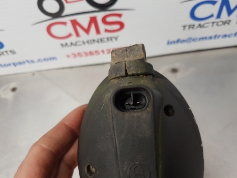 New Holland T5.95, T5, T4 Work Lamp Rhs 84279202 - Svjetla/ Rasvjeta za Traktor: slika New Holland T5.95, T5, T4 Work Lamp Rhs 84279202 - Svjetla/ Rasvjeta za Traktor New Holland T5.95, T5, T4 Work Lamp Rhs 84279202 - Svjetla/ Rasvjeta za Traktor: slika New Holland T5.95, T5, T4 Work Lamp Rhs 84279202 - Svjetla/ Rasvjeta za Traktor