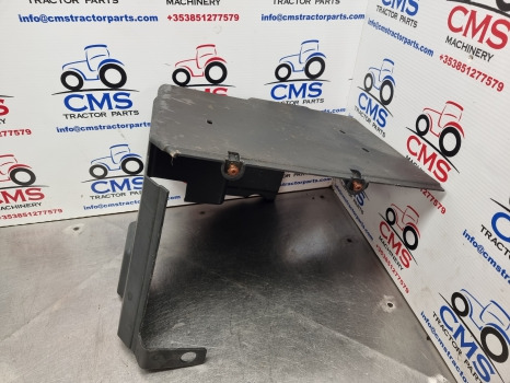 New Holland T6.180, T6, Case Maxxum Series, Fuel Tank Cover 47726503, 48167485 - Spremnik goriva: slika New Holland T6.180, T6, Case Maxxum Series, Fuel Tank Cover 47726503, 48167485 - Spremnik goriva New Holland T6.180, T6, Case Maxxum Series, Fuel Tank Cover 47726503, 48167485 - Spremnik goriva: slika New Holland T6.180, T6, Case Maxxum Series, Fuel Tank Cover 47726503, 48167485 - Spremnik goriva