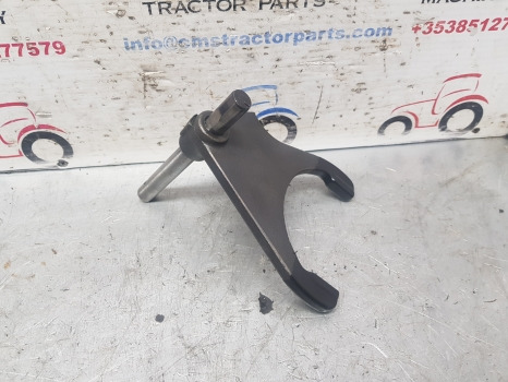 New Holland T6, T7 Steyr Profi Case Puma, Maxxum 145 Pto Control Fork 87580868 - Prijenos: slika New Holland T6, T7 Steyr Profi Case Puma, Maxxum 145 Pto Control Fork 87580868 - Prijenos New Holland T6, T7 Steyr Profi Case Puma, Maxxum 145 Pto Control Fork 87580868 - Prijenos: slika New Holland T6, T7 Steyr Profi Case Puma, Maxxum 145 Pto Control Fork 87580868 - Prijenos