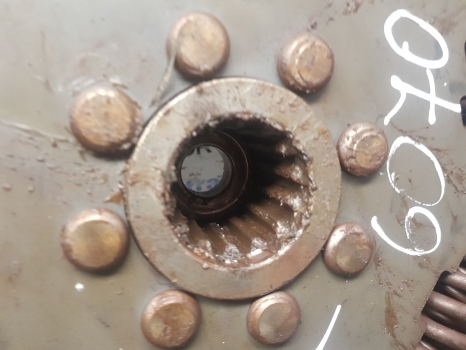 New Holland T6000, T7, T7000 T6070 Engine Flywheel Complete 87300081; 87300082 - Zamašnjak za Traktor: slika New Holland T6000, T7, T7000 T6070 Engine Flywheel Complete 87300081; 87300082 - Zamašnjak za Traktor New Holland T6000, T7, T7000 T6070 Engine Flywheel Complete 87300081; 87300082 - Zamašnjak za Traktor: slika New Holland T6000, T7, T7000 T6070 Engine Flywheel Complete 87300081; 87300082 - Zamašnjak za Traktor