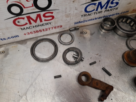 New Holland T7.200 Pto Assorted Parts Pto Assorted Parts - Prijenos: slika New Holland T7.200 Pto Assorted Parts Pto Assorted Parts - Prijenos New Holland T7.200 Pto Assorted Parts Pto Assorted Parts - Prijenos: slika New Holland T7.200 Pto Assorted Parts Pto Assorted Parts - Prijenos