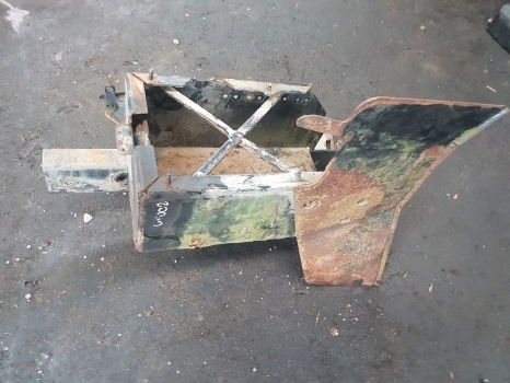 New Holland T7.200, T7.170, T7.185 Battery Box 84402058, 84402062 - Akumulator za Traktor: slika New Holland T7.200, T7.170, T7.185 Battery Box 84402058, 84402062 - Akumulator za Traktor New Holland T7.200, T7.170, T7.185 Battery Box 84402058, 84402062 - Akumulator za Traktor: slika New Holland T7.200, T7.170, T7.185 Battery Box 84402058, 84402062 - Akumulator za Traktor