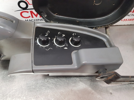 New Holland T7030, T7000, T7, T6, Armrest Assy, Eletronic Unit Control 82032897 - Upravljačka jedinica (ECU): slika New Holland T7030, T7000, T7, T6, Armrest Assy, Eletronic Unit Control 82032897 - Upravljačka jedinica (ECU) New Holland T7030, T7000, T7, T6, Armrest Assy, Eletronic Unit Control 82032897 - Upravljačka jedinica (ECU): slika New Holland T7030, T7000, T7, T6, Armrest Assy, Eletronic Unit Control 82032897 - Upravljačka jedinica (ECU)
