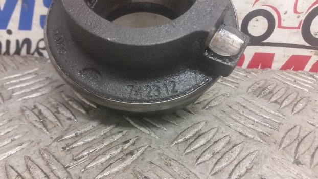 New Holland Tm Fiat F Series F100 - F130 Clutch Release Bearing 5149611 - Kvačilo i dijelovi za Poljoprivredni strojevi: slika New Holland Tm Fiat F Series F100 - F130 Clutch Release Bearing 5149611 - Kvačilo i dijelovi za Poljoprivredni strojevi New Holland Tm Fiat F Series F100 - F130 Clutch Release Bearing 5149611 - Kvačilo i dijelovi za Poljoprivredni strojevi: slika New Holland Tm Fiat F Series F100 - F130 Clutch Release Bearing 5149611 - Kvačilo i dijelovi za Poljoprivredni strojevi