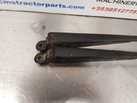 New Holland Tm120, 140 Case Mxm Front Windshield Wiper 82942149, 81875804 - Brisač za Poljoprivredni strojevi: slika New Holland Tm120, 140 Case Mxm Front Windshield Wiper 82942149, 81875804 - Brisač za Poljoprivredni strojevi New Holland Tm120, 140 Case Mxm Front Windshield Wiper 82942149, 81875804 - Brisač za Poljoprivredni strojevi: slika New Holland Tm120, 140 Case Mxm Front Windshield Wiper 82942149, 81875804 - Brisač za Poljoprivredni strojevi
