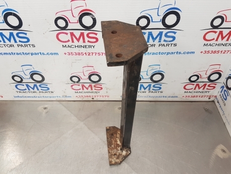 New Holland Tm150, 115, 125, 135, 165 Battery Support Column Rhs 82017454 - Akumulator za Traktor: slika New Holland Tm150, 115, 125, 135, 165 Battery Support Column Rhs 82017454 - Akumulator za Traktor New Holland Tm150, 115, 125, 135, 165 Battery Support Column Rhs 82017454 - Akumulator za Traktor: slika New Holland Tm150, 115, 125, 135, 165 Battery Support Column Rhs 82017454 - Akumulator za Traktor