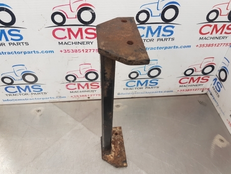 New Holland Tm150, 115, 125, 135, 165 Battery Support Column Rhs 82017454 - Akumulator za Traktor: slika New Holland Tm150, 115, 125, 135, 165 Battery Support Column Rhs 82017454 - Akumulator za Traktor New Holland Tm150, 115, 125, 135, 165 Battery Support Column Rhs 82017454 - Akumulator za Traktor: slika New Holland Tm150, 115, 125, 135, 165 Battery Support Column Rhs 82017454 - Akumulator za Traktor