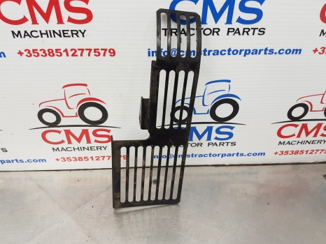 New Holland Tm155, Tm Case Mxm Engine Guard Grille 87382751, 82010043 - Rešetka: slika New Holland Tm155, Tm Case Mxm Engine Guard Grille 87382751, 82010043 - Rešetka New Holland Tm155, Tm Case Mxm Engine Guard Grille 87382751, 82010043 - Rešetka: slika New Holland Tm155, Tm Case Mxm Engine Guard Grille 87382751, 82010043 - Rešetka