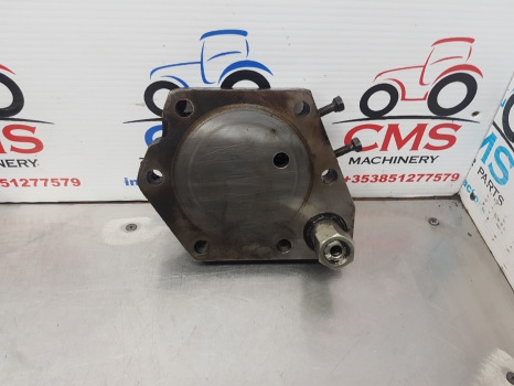 Case 5120, 5130, 5140, 5150 Hitch Cylinder Cap A186838 - Rezervni dijelovi za Traktor: slika Case 5120, 5130, 5140, 5150 Hitch Cylinder Cap A186838 - Rezervni dijelovi za Traktor Case 5120, 5130, 5140, 5150 Hitch Cylinder Cap A186838 - Rezervni dijelovi za Traktor: slika Case 5120, 5130, 5140, 5150 Hitch Cylinder Cap A186838 - Rezervni dijelovi za Traktor