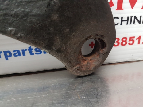 Case 5120, 5140, 5130 Hitch Arm Bracket Rhs 1974319c1, 1974319c2, 1974319c3 - Rezervni dijelovi za Traktor: slika Case 5120, 5140, 5130 Hitch Arm Bracket Rhs 1974319c1, 1974319c2, 1974319c3 - Rezervni dijelovi za Traktor Case 5120, 5140, 5130 Hitch Arm Bracket Rhs 1974319c1, 1974319c2, 1974319c3 - Rezervni dijelovi za Traktor: slika Case 5120, 5140, 5130 Hitch Arm Bracket Rhs 1974319c1, 1974319c2, 1974319c3 - Rezervni dijelovi za Traktor
