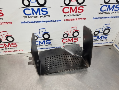 Mccormick Xtx 165, Xtx145 Tier 3 Pto Guard, Shield, 712743a1 - Rezervni dijelovi za Traktor: slika Mccormick Xtx 165, Xtx145 Tier 3 Pto Guard, Shield, 712743a1 - Rezervni dijelovi za Traktor Mccormick Xtx 165, Xtx145 Tier 3 Pto Guard, Shield, 712743a1 - Rezervni dijelovi za Traktor: slika Mccormick Xtx 165, Xtx145 Tier 3 Pto Guard, Shield, 712743a1 - Rezervni dijelovi za Traktor