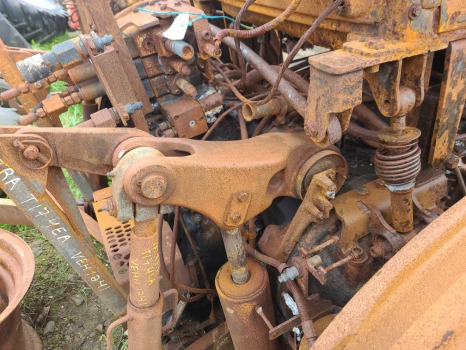Valtra T174ea Crossshaft Arm Rhs Acv0303940 - Rezervni dijelovi za Poljoprivredni strojevi: slika Valtra T174ea Crossshaft Arm Rhs Acv0303940 - Rezervni dijelovi za Poljoprivredni strojevi Valtra T174ea Crossshaft Arm Rhs Acv0303940 - Rezervni dijelovi za Poljoprivredni strojevi: slika Valtra T174ea Crossshaft Arm Rhs Acv0303940 - Rezervni dijelovi za Poljoprivredni strojevi