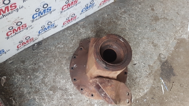 Same Rubin 120, Rear Half Axle Housing Lhs, Rhs 0.011.2725.0/40, 85033 - Stražnja osovina za Traktor: slika Same Rubin 120, Rear Half Axle Housing Lhs, Rhs 0.011.2725.0/40, 85033 - Stražnja osovina za Traktor Same Rubin 120, Rear Half Axle Housing Lhs, Rhs 0.011.2725.0/40, 85033 - Stražnja osovina za Traktor: slika Same Rubin 120, Rear Half Axle Housing Lhs, Rhs 0.011.2725.0/40, 85033 - Stražnja osovina za Traktor