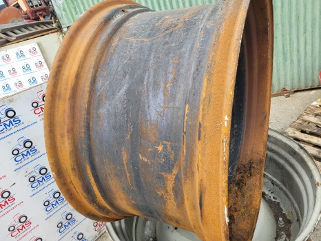 Valtra S374 Massey Ferguson 7480, 7485 Rear Wheel Rim 23x42 Pair 4293368m95 - Felga za Traktor: slika Valtra S374 Massey Ferguson 7480, 7485 Rear Wheel Rim 23x42 Pair 4293368m95 - Felga za Traktor Valtra S374 Massey Ferguson 7480, 7485 Rear Wheel Rim 23x42 Pair 4293368m95 - Felga za Traktor: slika Valtra S374 Massey Ferguson 7480, 7485 Rear Wheel Rim 23x42 Pair 4293368m95 - Felga za Traktor