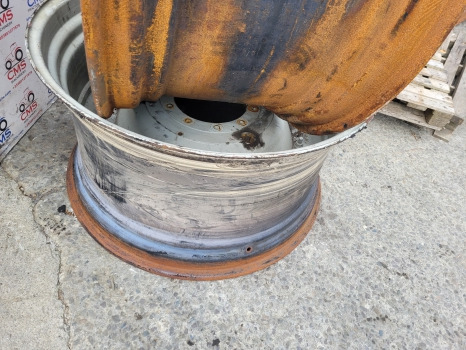 Valtra S374 Massey Ferguson 7480, 7485 Rear Wheel Rim 23x42 Pair 4293368m95 - Felga za Traktor: slika Valtra S374 Massey Ferguson 7480, 7485 Rear Wheel Rim 23x42 Pair 4293368m95 - Felga za Traktor Valtra S374 Massey Ferguson 7480, 7485 Rear Wheel Rim 23x42 Pair 4293368m95 - Felga za Traktor: slika Valtra S374 Massey Ferguson 7480, 7485 Rear Wheel Rim 23x42 Pair 4293368m95 - Felga za Traktor