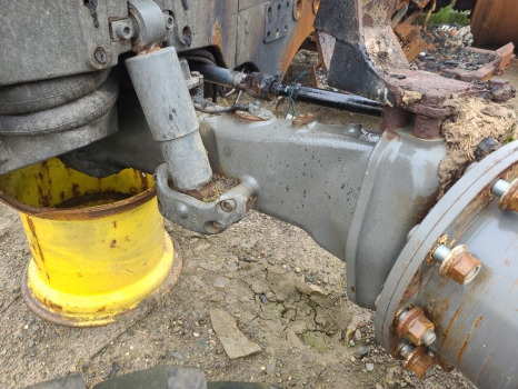 Valtra T174ea Dana Spicer 740/560 Front Axle Housing Lhs 755.01.060.61, 755.01.760.01 - Prednja osovina za Poljoprivredni strojevi: slika Valtra T174ea Dana Spicer 740/560 Front Axle Housing Lhs 755.01.060.61, 755.01.760.01 - Prednja osovina za Poljoprivredni strojevi Valtra T174ea Dana Spicer 740/560 Front Axle Housing Lhs 755.01.060.61, 755.01.760.01 - Prednja osovina za Poljoprivredni strojevi: slika Valtra T174ea Dana Spicer 740/560 Front Axle Housing Lhs 755.01.060.61, 755.01.760.01 - Prednja osovina za Poljoprivredni strojevi