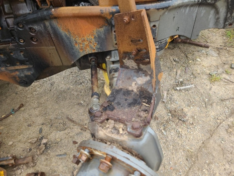 Valtra T174ea Front Mudguard Bracket Kit Acv0179820, Acv0179810, Acv0217600 - Karoserija i eksterijer za Poljoprivredni strojevi: slika Valtra T174ea Front Mudguard Bracket Kit Acv0179820, Acv0179810, Acv0217600 - Karoserija i eksterijer za Poljoprivredni strojevi Valtra T174ea Front Mudguard Bracket Kit Acv0179820, Acv0179810, Acv0217600 - Karoserija i eksterijer za Poljoprivredni strojevi: slika Valtra T174ea Front Mudguard Bracket Kit Acv0179820, Acv0179810, Acv0217600 - Karoserija i eksterijer za Poljoprivredni strojevi