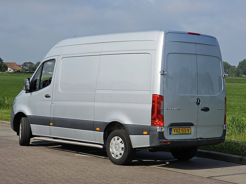 Mercedes-Benz Sprinter 316 L2H2 RWD Airco Euro6 - Furgon: slika Mercedes-Benz Sprinter 316 L2H2 RWD Airco Euro6 - Furgon Mercedes-Benz Sprinter 316 L2H2 RWD Airco Euro6 - Furgon: slika Mercedes-Benz Sprinter 316 L2H2 RWD Airco Euro6 - Furgon