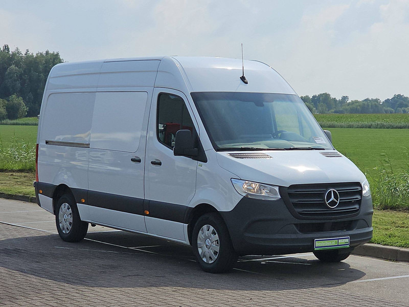 Mercedes-Benz Sprinter 317 L2H2 3.5t-Trekhaak! - Furgon: slika Mercedes-Benz Sprinter 317 L2H2 3.5t-Trekhaak! - Furgon Mercedes-Benz Sprinter 317 L2H2 3.5t-Trekhaak! - Furgon: slika Mercedes-Benz Sprinter 317 L2H2 3.5t-Trekhaak! - Furgon