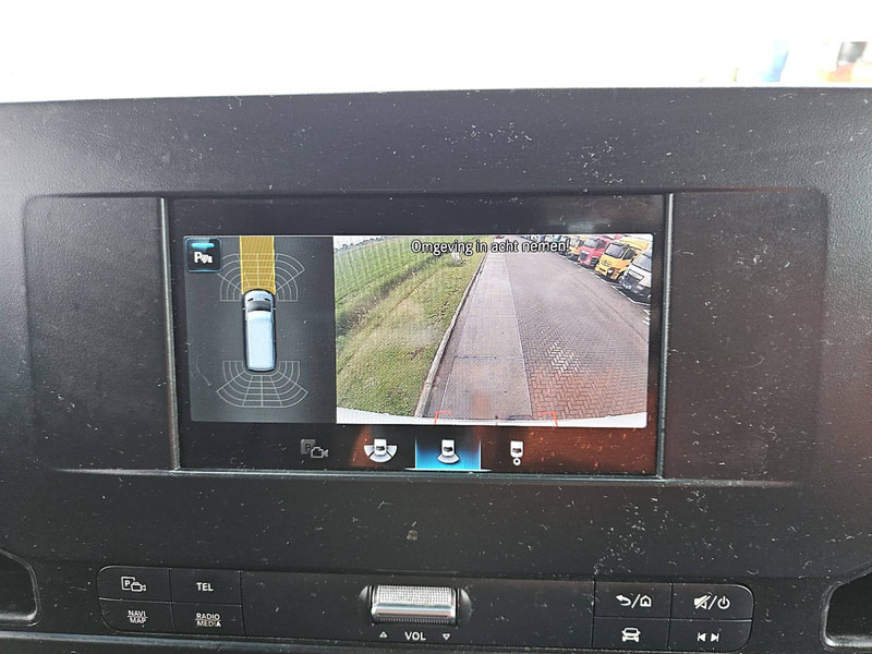 Furgon Mercedes-Benz Sprinter 516 L2H2 3.5t-Trekhaak: slika Furgon Mercedes-Benz Sprinter 516 L2H2 3.5t-Trekhaak