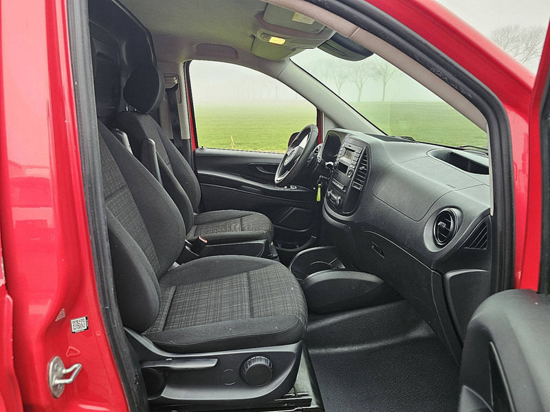 Mali kombi Mercedes-Benz Vito 114 L2 Airco/ECC Autom!: slika Mali kombi Mercedes-Benz Vito 114 L2 Airco/ECC Autom!