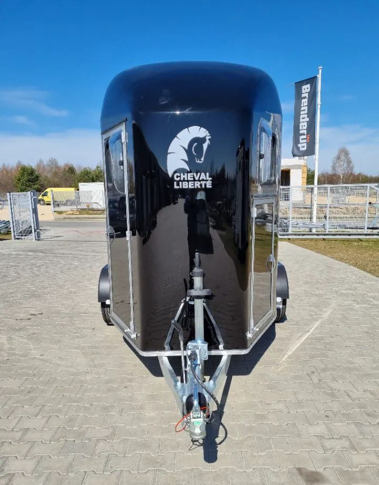 Cheval Liberte Gold 3 - Auto prikolica: slika Cheval Liberte Gold 3 - Auto prikolica Cheval Liberte Gold 3 - Auto prikolica: slika Cheval Liberte Gold 3 - Auto prikolica