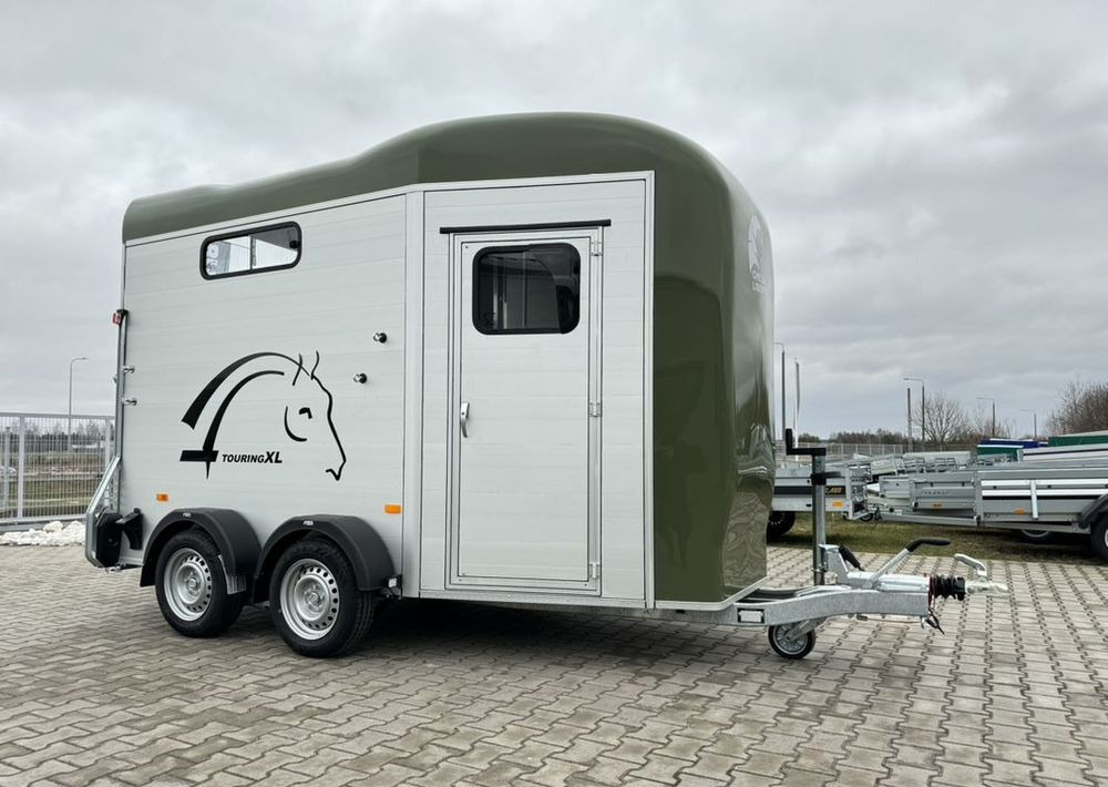 Cheval Liberte Touring Country XL przyczepa na dwa konie | duża siodlarnia | drzwi boczne | rampa przednia | 387×179 cm | ALUMINIOWA | Debon | dostawa | mocna i solidna | - Prikolica za konje: slika Cheval Liberte Touring Country XL przyczepa na dwa konie | duża siodlarnia | drzwi boczne | rampa przednia | 387×179 cm | ALUMINIOWA | Debon | dostawa | mocna i solidna | - Prikolica za konje Cheval Liberte Touring Country XL przyczepa na dwa konie | duża siodlarnia | drzwi boczne | rampa przednia | 387×179 cm | ALUMINIOWA | Debon | dostawa | mocna i solidna | - Prikolica za konje: slika Cheval Liberte Touring Country XL przyczepa na dwa konie | duża siodlarnia | drzwi boczne | rampa przednia | 387×179 cm | ALUMINIOWA | Debon | dostawa | mocna i solidna | - Prikolica za konje